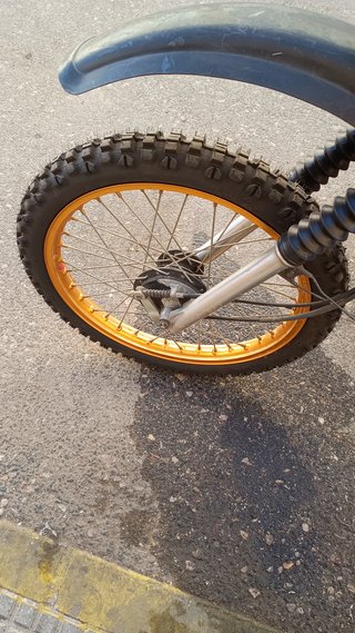 Yamaha DT 80 Enduro Negra/Roja