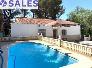 Chalet en venta en Monserrat
