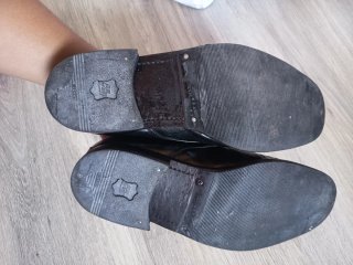 Zapatos de vestir negros con hebilla