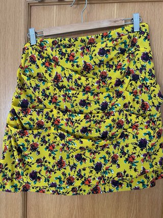 Minifalda Zara flores