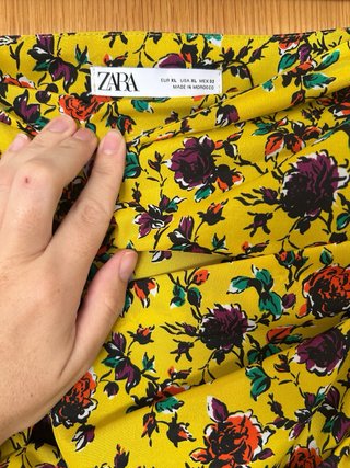 Minifalda Zara flores