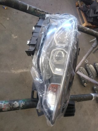 52145154400 Fiat Faro derecha