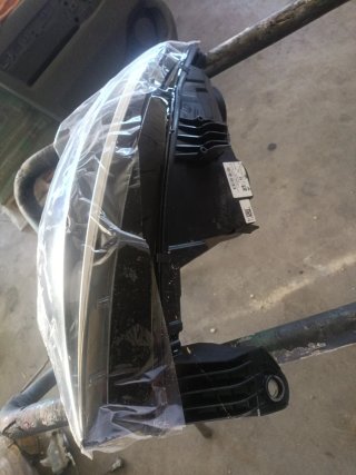 52145154400 Fiat Faro derecha