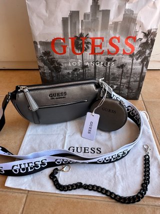 Bolso bandolera Guess plateado con monedero