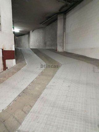 Garaje en venta en Ensanche en Teruel