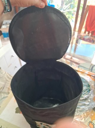 Bolsa de transporte cilíndrica negra