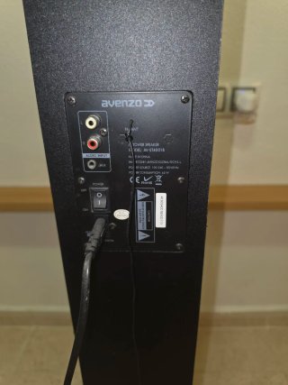 Altavoz Torre Negro
