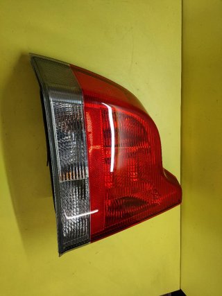 PILOTO TRASERO IZQUIERDO VOLVO S60