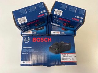 Cargador y 2 Baterías Bosch Professional 18V