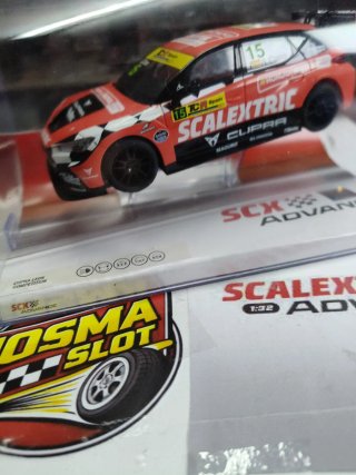 Scalextric Advance Cupra León Monlau