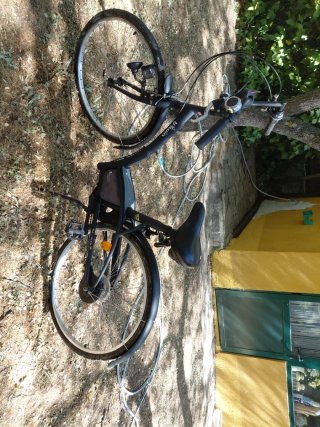 Bicicleta de marchas negra
