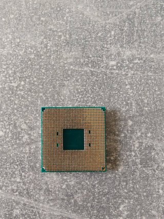 Procesador AMD Ryzen 3 2200G AM4 (Vega 8)
