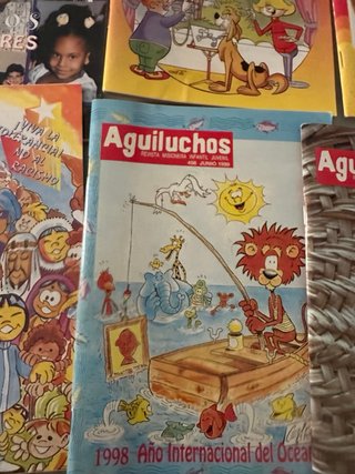 Lote de 9 revistas AGUILUCHOS...año 1998/1999