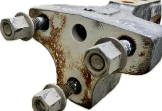 Soporte batera 21342403 volvo fh4