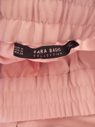 Pantalón ancho Zara