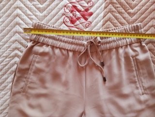 Pantalón ancho Zara