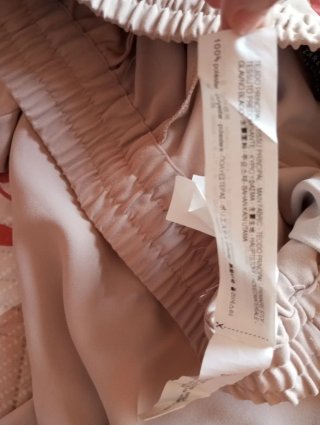 Pantalón ancho Zara