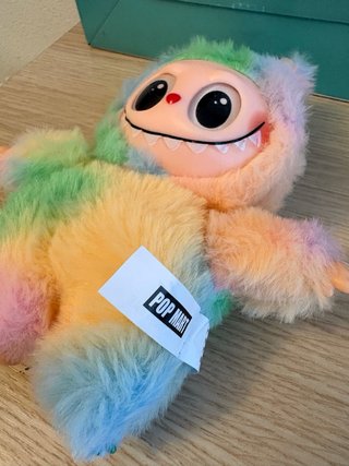 Labubu Pop Mart Rainbow Peluche
