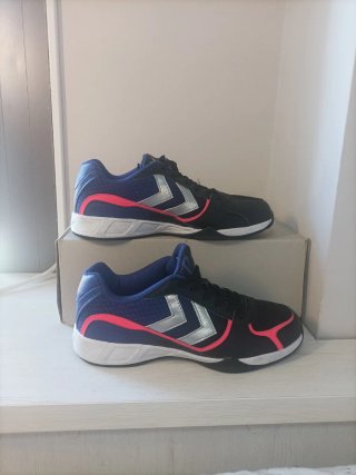 Zapatillas Deportivas Hummel Negras y Rosas