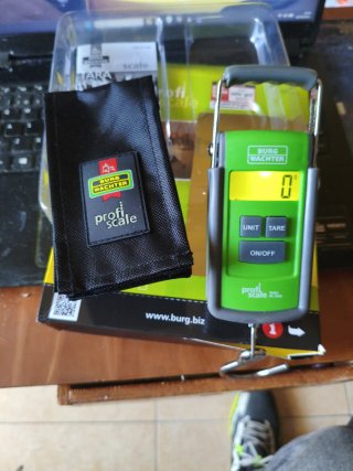 Báscula digital portátil hasta 40kg