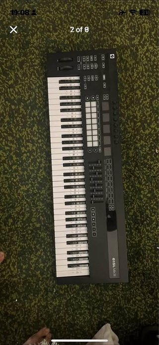 Controlador MIDI Novation SL MkIII Negro/Gris