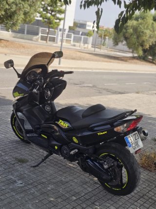 Yamaha T-MAX 500 Negra