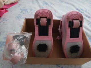 Zapatillas con Ruedas Niña Rosa