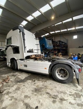 Columna direccion 21971884 volvo fh4