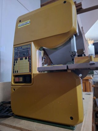 Sierra de cinta Proxxon MBS 240/e