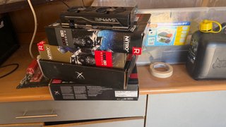Lote di schede grafiche AMD Radeon