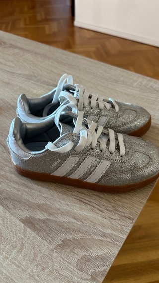 Zapatillas Adidas Samba Niña Plata Brillante