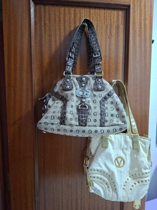 Guess Bolsos Beige y Marrón