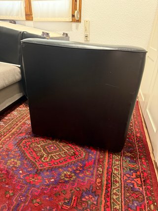 Dos butacas negras