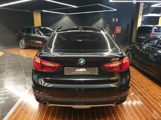 BMW X6 30d 258CV