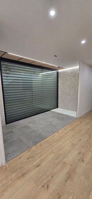 Local comercial en venta en Zona Avenida al Vedat en Torrent