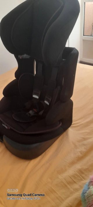 Se vende silla niños coche de 0 a 4 años