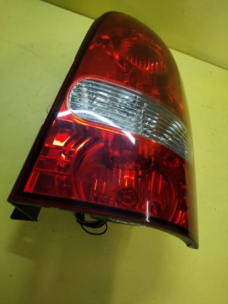 PILOTO TRASERO DERECHO SSANGYONG REXTON I