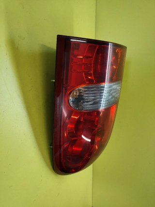 PILOTO TRASERO DERECHO SSANGYONG REXTON I
