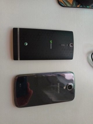 Teléfonos Móvil Sony xperia  y samsung s4