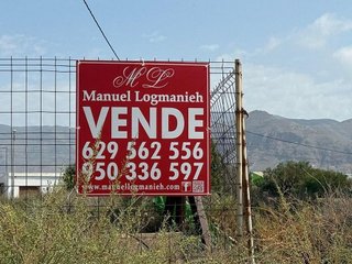 Terreno en venta en Roquetas Centro en Roquetas de Mar