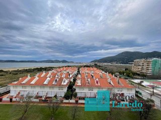 Piso en venta en El Puntal en Laredo