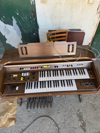 Órgano Yamaha Electone B55