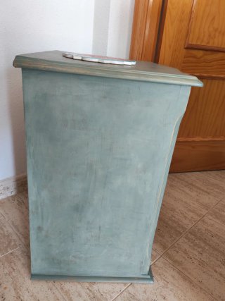 Cajonera vintage restaurada
