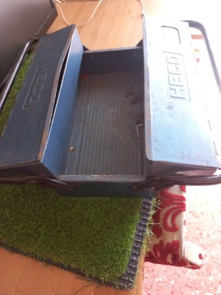 Caja de herramientas vintage HECO