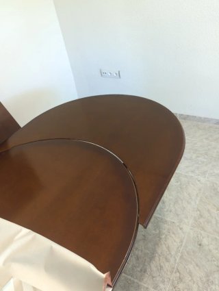 REGALO Mesa de comedor ovalada