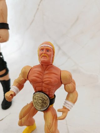 Figuras WWF - Stone Cold y Hulk Hogan