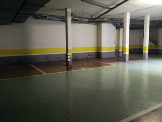 Garaje en venta en Sants en Barcelona