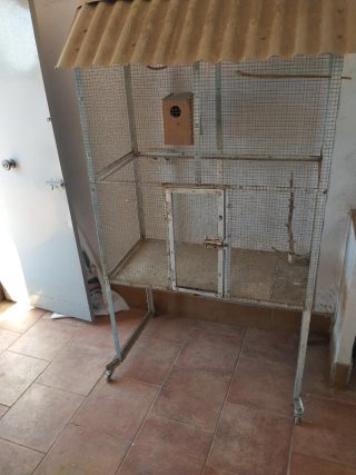 Pajarera 96x47x125 con ruedas