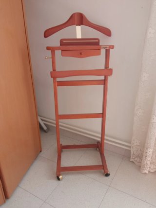 Galán de noche de madera
