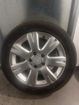 Llantas Mercedes 16” con Neumáticos 205/55 R16